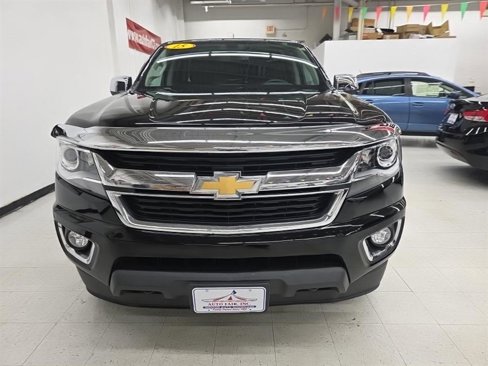 Used 2015 Chevrolet Colorado LT w/ Luxury Package image 2