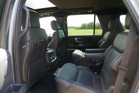 New 2025 Ford Expedition Platinum w/ Stealth Performance Package image 11