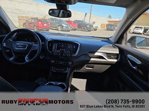 Used 2023 GMC Terrain AT4 image 31