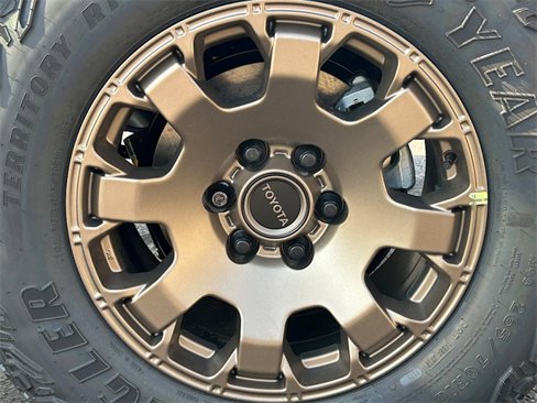 New 2025 Toyota Tacoma 4x4 Double Cab Hybrid image 23