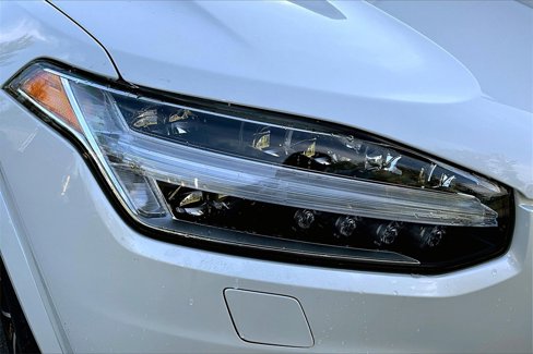 Certified 2024 Volvo XC90 B6 Plus w/ Protection Package Premier image 32