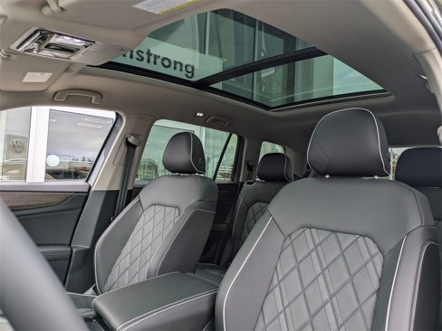 New 2025 Volkswagen Atlas SEL Premium R-Line image 24