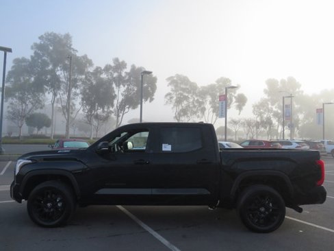 New 2025 Toyota Tundra Limited image 9