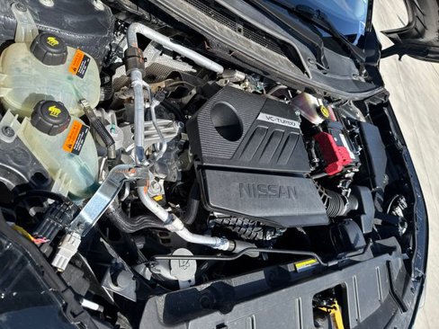 Used 2023 Nissan Rogue SV image 28