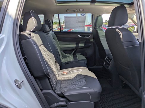 New 2025 Volkswagen Atlas SEL Premium R-Line image 34