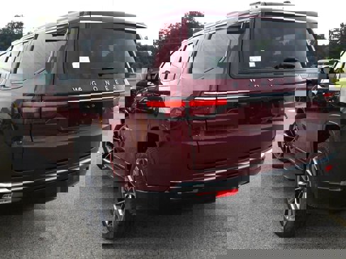 New 2025 Jeep Wagoneer Series II w/ Premium Group I image 3