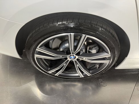 Used 2021 BMW 330i xDrive Sedan w/ Convenience Package image 13