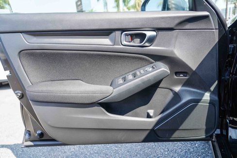 Certified 2025 Honda Civic Sport image 24
