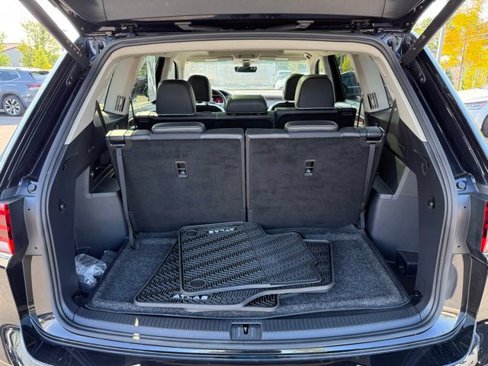 Certified 2025 Volkswagen Atlas SEL Premium R-Line image 29