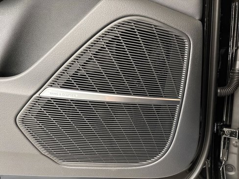 New 2025 Audi Q8 Premium Plus image 18