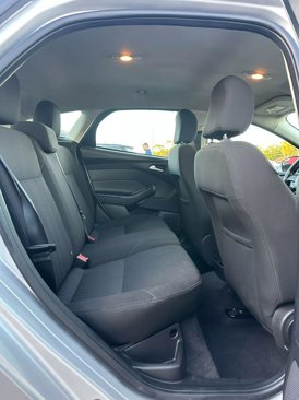 Used 2015 Ford Focus SE image 8