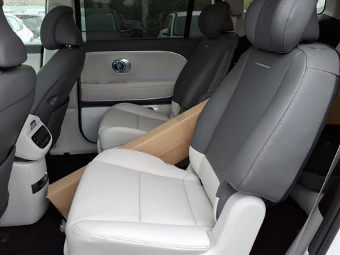 New 2026 Hyundai Ioniq 9 Limited image 17