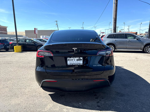 Used 2021 Tesla Model Y Long Range image 7