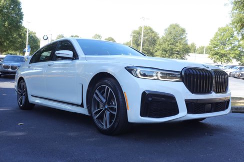 Used 2020 BMW 750i xDrive image 10