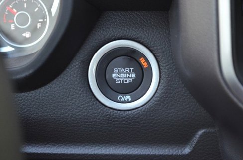 New 2025 RAM 1500 4x4 Crew Cab image 24