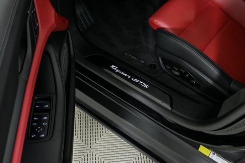 New 2025 Porsche Taycan GTS image 8