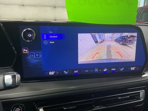 New 2026 Chevrolet Traverse LT w/ LPO, Floor Liner Package image 6