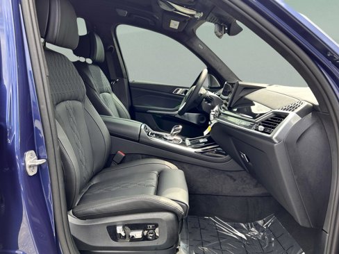 New 2026 BMW ALPINA XB7 image 28