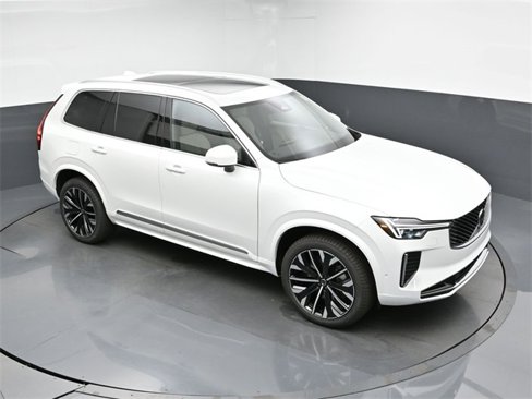 New 2026 Volvo XC90 B6 Plus w/ Protection Package Premier image 46