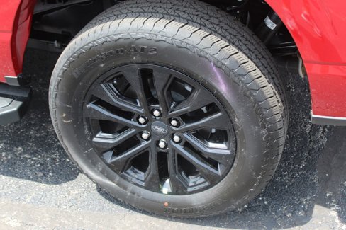 New 2025 Ford F150 Lariat image 13