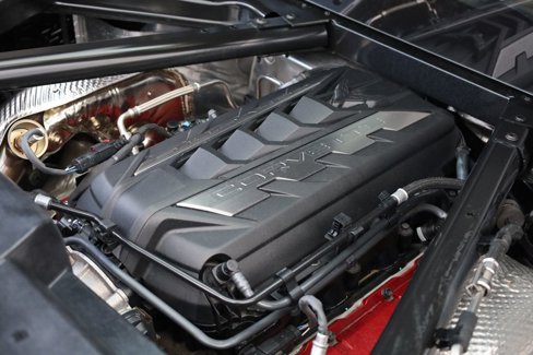 Used 2025 Chevrolet Corvette Stingray Coupe w/ Battery Protection Package image 18
