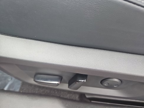 New 2025 Mitsubishi Outlander SE image 22