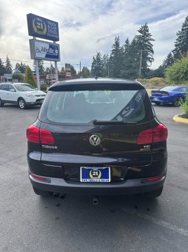 Used 2017 Volkswagen Tiguan S image 5
