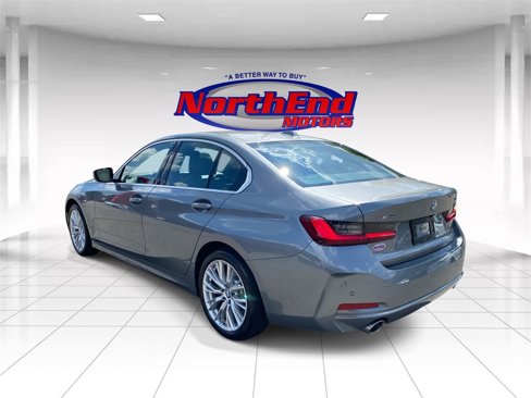 Used 2024 BMW 330i xDrive Sedan w/ Convenience Package image 6