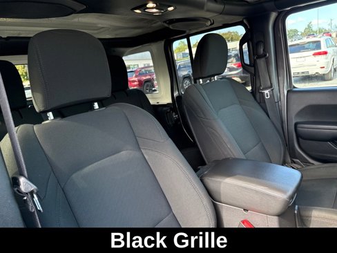 Used 2021 Jeep Wrangler Unlimited Sport image 33