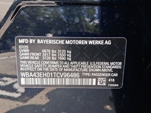 New 2026 BMW 750e xDrive image 18