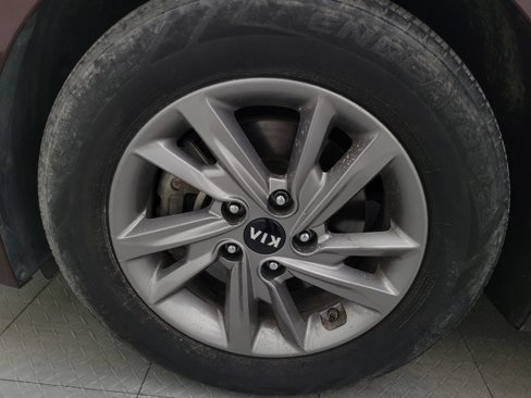 Used 2020 Kia Optima LX image 31