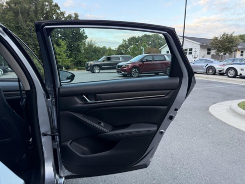 Used 2021 Honda Accord EX-L image 24