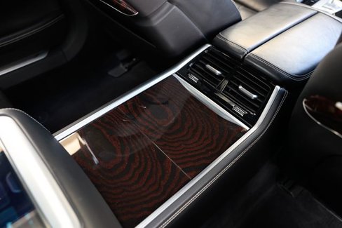 Used 2019 BMW M760i xDrive image 55