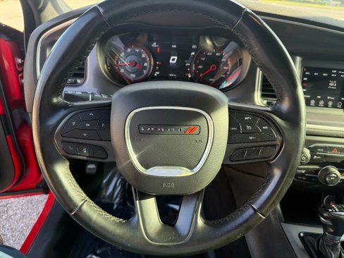 Used 2022 Dodge Charger SXT w/ Blacktop Package image 19