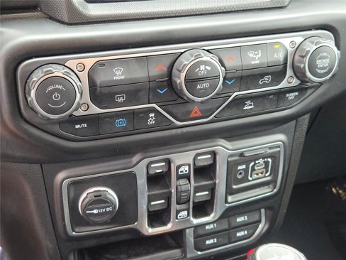 Certified 2023 Jeep Wrangler Sahara image 27