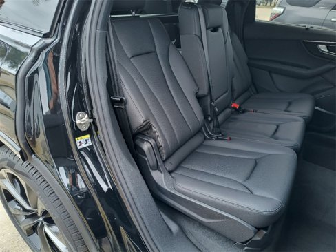 New 2025 Audi Q7 3.0T Premium Plus image 13
