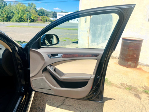 Used 2016 Audi A4 Premium image 25