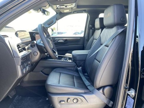 New 2026 Chevrolet Suburban High Country w/ LPO, Get Active Package image 20