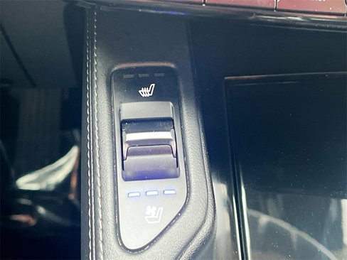 Used 2024 Kia Telluride EX w/ EX Captain's Chair Package image 21