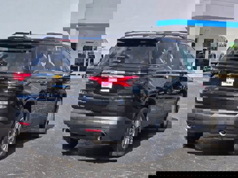Certified 2023 Chevrolet Traverse LT image 12