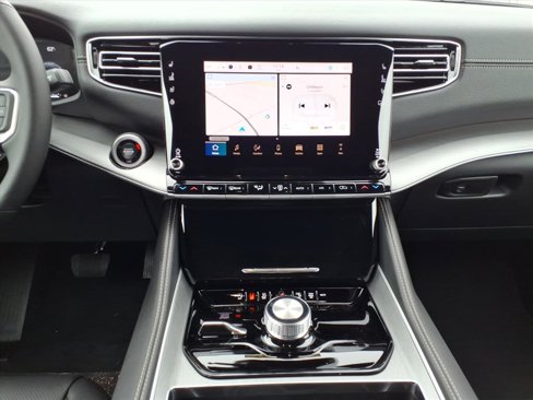 New 2025 Jeep Wagoneer L Series II image 10
