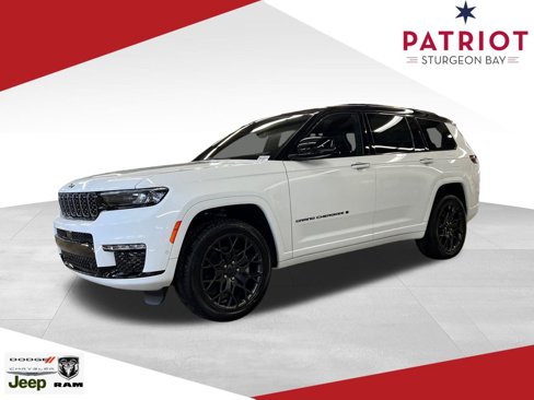 New 2025 Jeep Grand Cherokee L Summit w/ Advanced Protech Group IV image 10