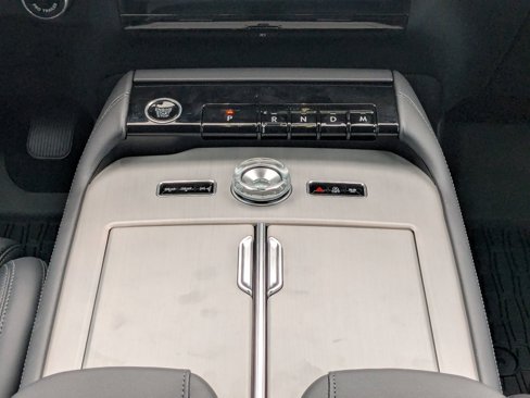 New 2025 Lincoln Navigator L Reserve w/ Jet Appearance Package image 21