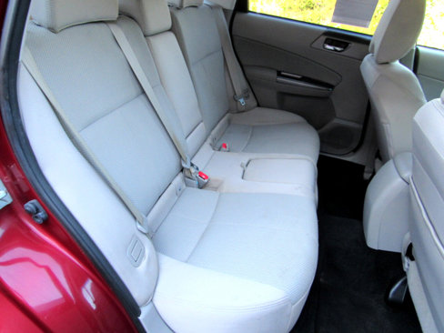 Used 2011 Subaru Forester 2.5X Premium w/ All-Weather Pkg image 8
