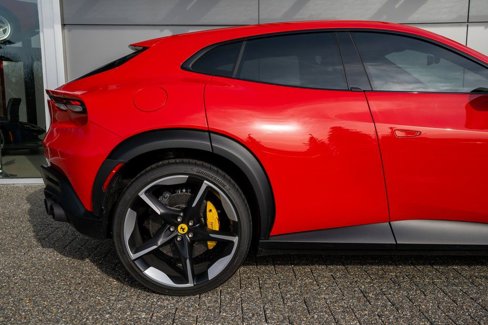 Certified 2024 Ferrari Purosangue image 31