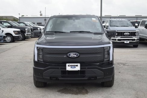 New 2025 Ford F150 Lightning Flash image 2