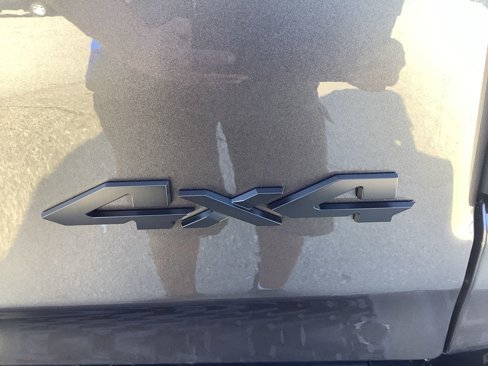 New 2026 RAM 1500 4x4 Crew Cab image 10
