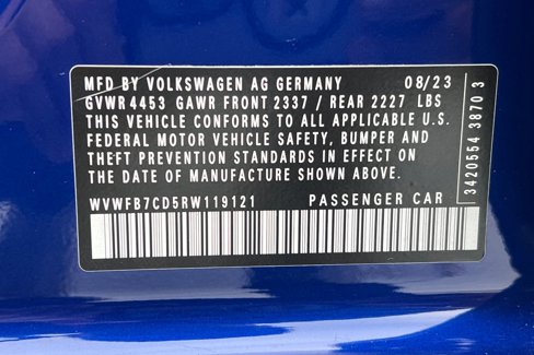 Used 2024 Volkswagen Golf R image 29