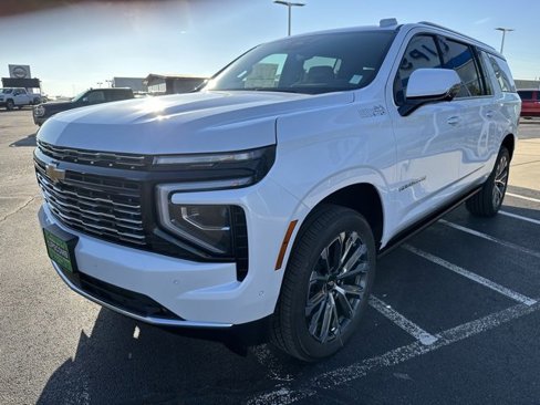 New 2026 Chevrolet Suburban High Country image 3