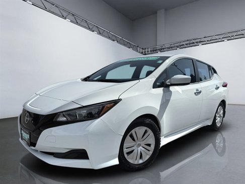 Used 2023 Nissan Leaf S image 25